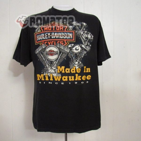 Made In Milwaukee Harley Davidson Motorcycles Engine Since 1903 Vintage 2D T-Shirt