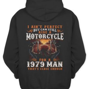 Motorcycle Art Hoodie for 1979 Man – Vintage Graphic Design and Bold Statement