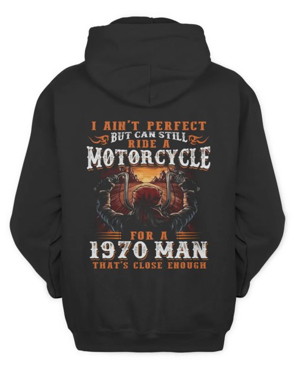 Vintage Motorcycle Rider Hoodie for 1970 Born Men – Perfect Gift for Bikers