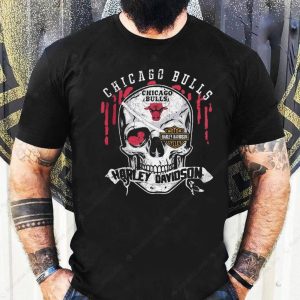 Chicago Bulls Harley Davidson Skull Graphic Tee with Vintage Distressed Design