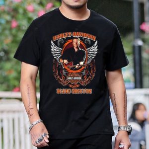 Blake Shelton Harley-Davidson Wings Graphic T-Shirt with Guitar and Eagle Design