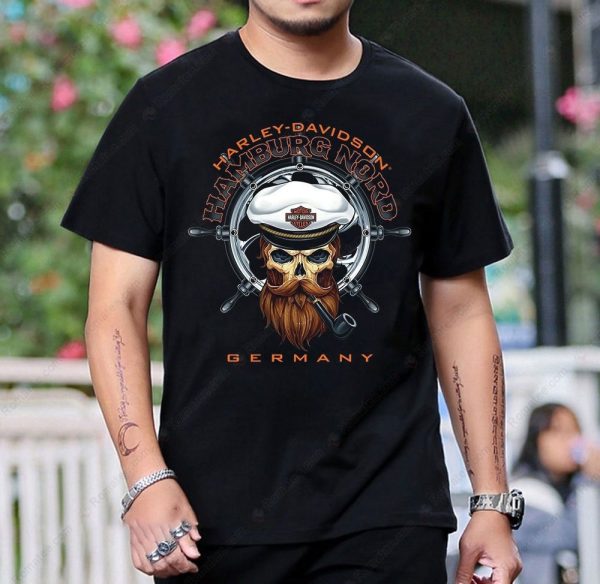 Hamburg Nord Harley-Davidson Sailor Skull Graphic Tee with Vintage Motorcycle Design