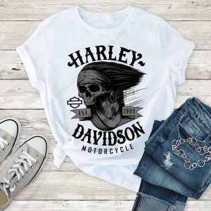 Harley-Davidson Skull Graphic Tee with Vintage Motorcycle Design and Established 1903 Theme