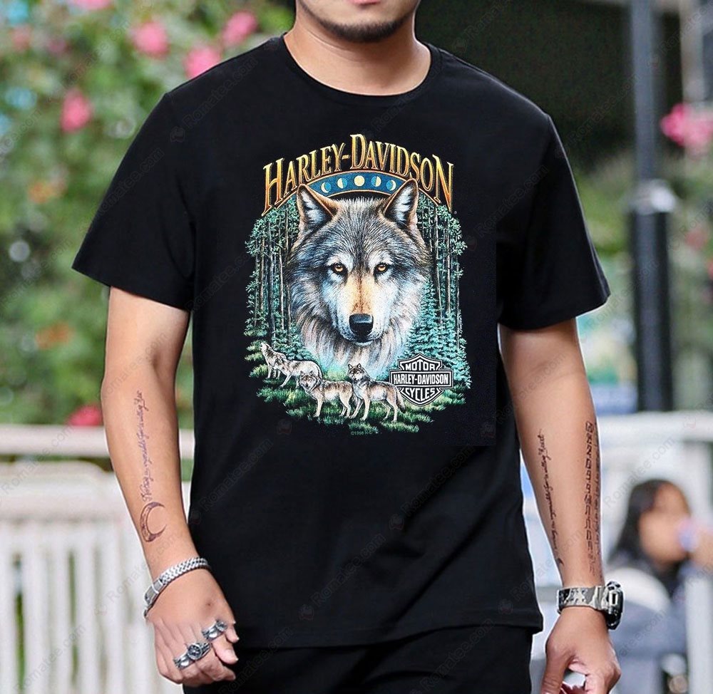 Harley-Davidson Wolf Pack Forest Graphic T-Shirt with Majestic Wolf Artwork Harley-Davidson Wolf Pack Forest Graphic T-Shirt with Majestic Wolf Artwork