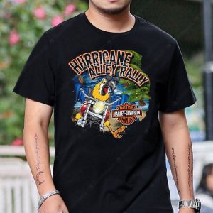 Hurricane Alley Rally Parrot Biker T-Shirt with Motorcycle Artwork for Harley-Davidson Fans