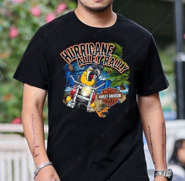 Hurricane Alley Rally Parrot Biker T-Shirt with Motorcycle Artwork for Harley-Davidson Fans