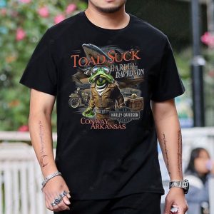 Toad Suck Harley-Davidson Frog Aviator Graphic Tee for Motorcycle Enthusiasts