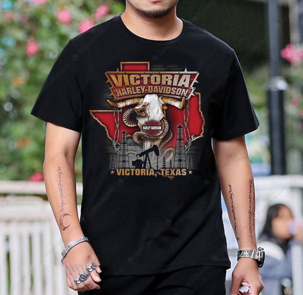 Victoria Texas Harley-Davidson Longhorn Skull Graphic Tee with Vintage Texan Elements Victoria Texas Harley-Davidson Longhorn Skull Graphic Tee with Vintage Texan Elements