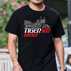 Triumph Tiger 800 XR Graphic Tee – Bold Motorcycle Art Design Shirt